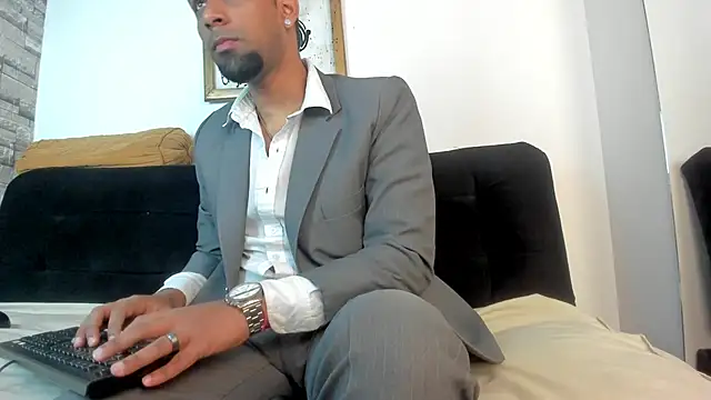 Paolo johnson online show from October 16, 11:44 am