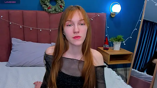 Snapshot of VanillaKelly chatting on December 23, 4:22 am VanillaKelly online show from December 23, 4:22 am