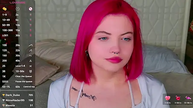 Lisa Adam online show from December 13, 1:44 pm