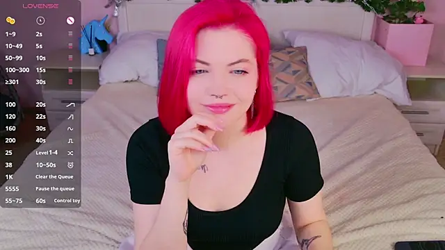 Lisa Adam online show from December 16, 7:15 am