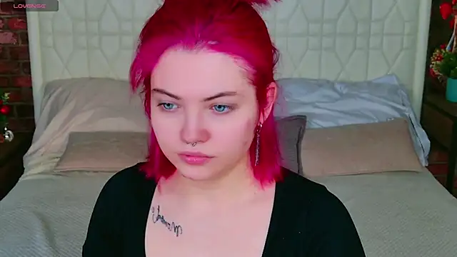 Lisa Adam online show from December 17, 4:12 am