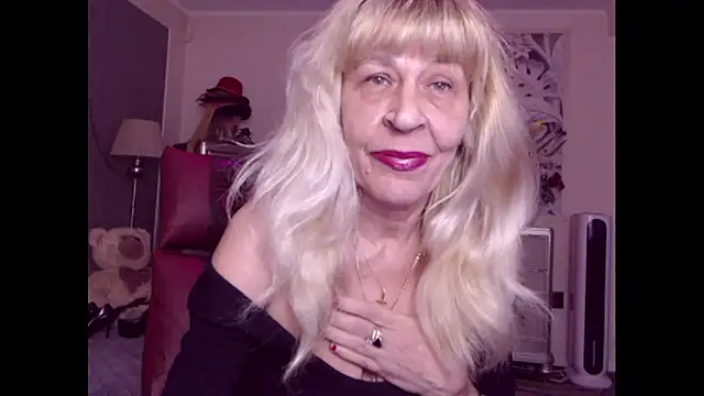 HornyMilf 555 online show from October 16, 1:23 pm