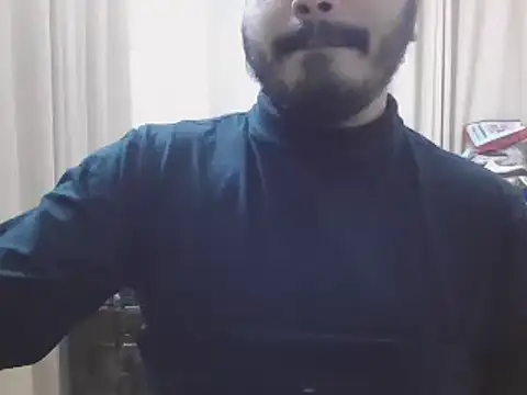 Snapshot of desiboyasif chatting on December 17, 3:49 pm desiboyasif online show from December 17, 3:49 pm