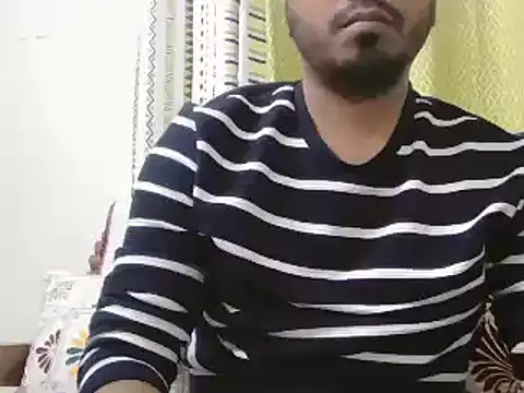 Snapshot of desiboyasif chatting on January 17, 12:52 pm desiboyasif online show from January 17, 12:52 pm
