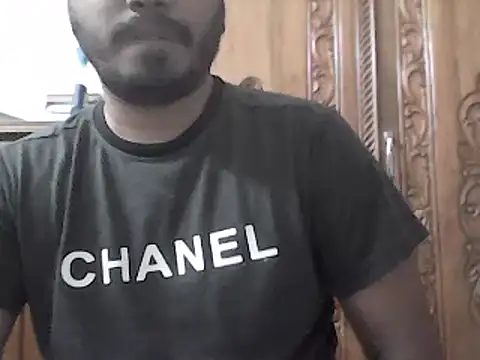 Snapshot of desiboyasif chatting on February 2, 5:37 pm desiboyasif online show from February 2, 5:37 pm