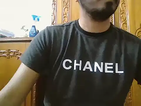 Snapshot of desiboyasif chatting on February 6, 5:09 pm desiboyasif online show from February 6, 5:09 pm