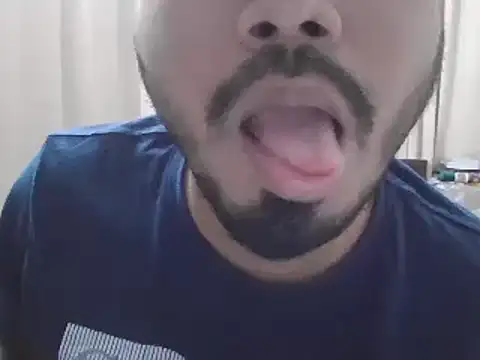Snapshot of desiboyasif chatting on February 19, 4:55 pm desiboyasif online show from February 19, 4:55 pm