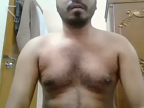 Snapshot of desiboyasif chatting on September 13, 7:57 pm desiboyasif online show from September 13, 7:57 pm