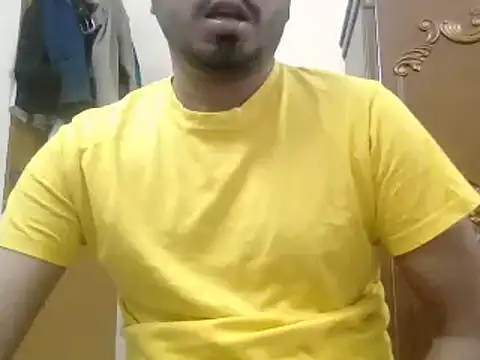 Snapshot of desiboyasif chatting on September 27, 4:45 pm desiboyasif online show from September 27, 4:45 pm