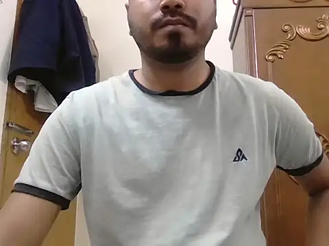 Snapshot of desiboyasif chatting on September 29, 5:18 pm desiboyasif online show from September 29, 5:18 pm
