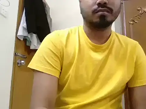 Snapshot of desiboyasif chatting on October 2, 5:53 pm desiboyasif online show from October 2, 5:53 pm