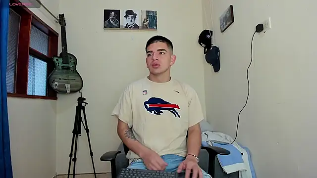 Ares Johnson online show from January 28, 2:31 pm