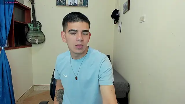 Ares Johnson online show from February 1, 3:07 pm