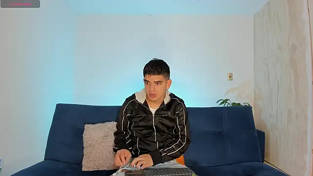 Ares Johnson online show from September 10, 2:06 pm