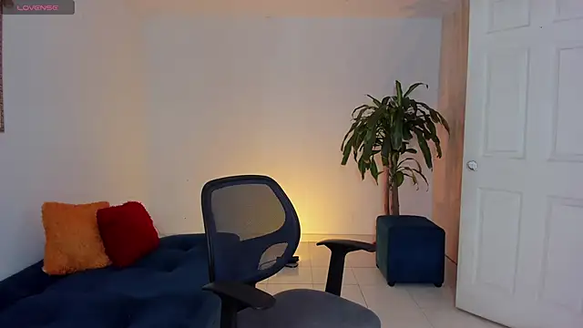 Ares Johnson online show from October 28, 1:25 pm