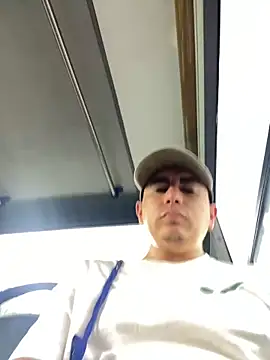 DanielGomez9 online show from March 19, 9:05 pm