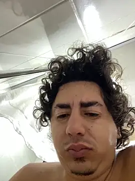 DanielGomez9 online show from November 4, 1:10 pm