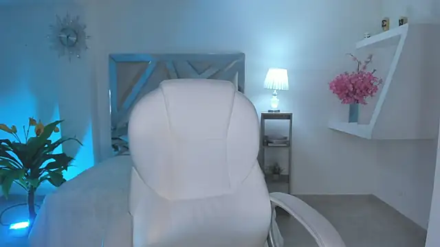 Ludovika mattson online show from January 18, 11:00 pm