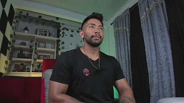 Couple muscle1 online show from January 13, 8:47 pm