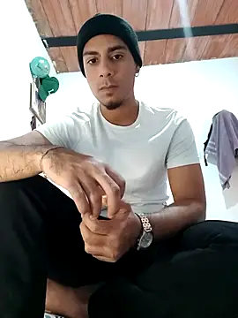 Snapshot of bonehur chatting on March 11, 7:47 pm bonehur online show from March 11, 7:47 pm