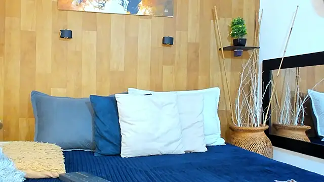 marianaa90 online show from October 25, 1:40 pm