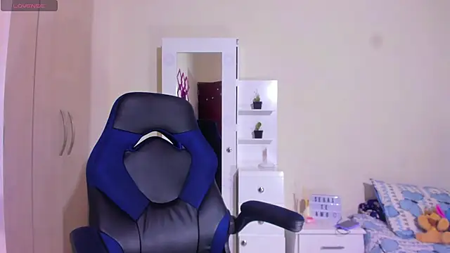 anny vittar online show from February 17, 11:20 pm