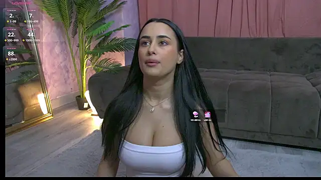 DarcieJane online show from May 18, 6:25 pm