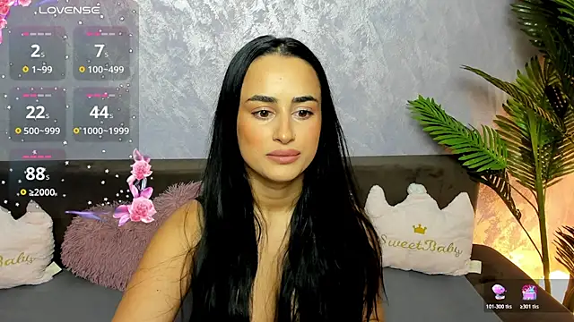 DarcieJane online show from July 21, 8:33 pm