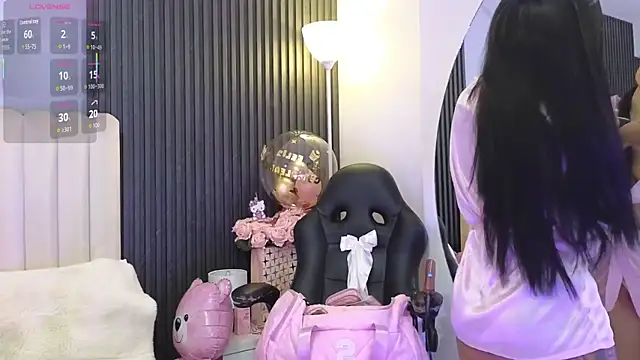 Madiee Rhea online show from May 7, 8:14 pm