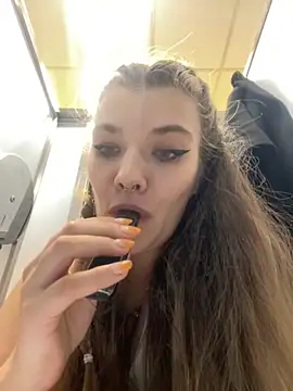 Snapshot of Holy_Tereza chatting on October 24, 3:41 pm Holy Tereza online show from October 24, 3:41 pm