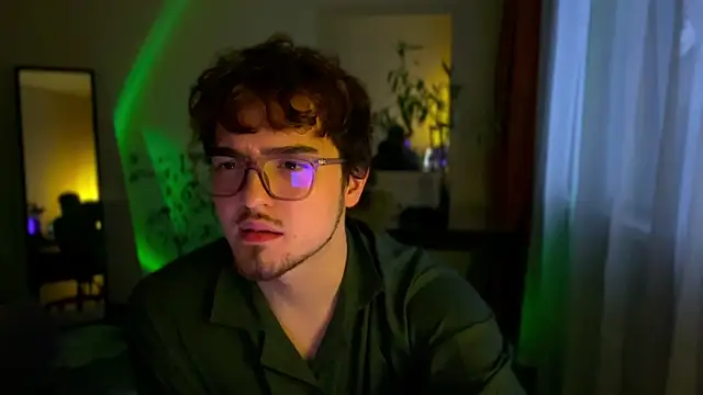 Snapshot of Nathon_ chatting on March 16, 3:49 pm Nathon online show from March 16, 3:49 pm