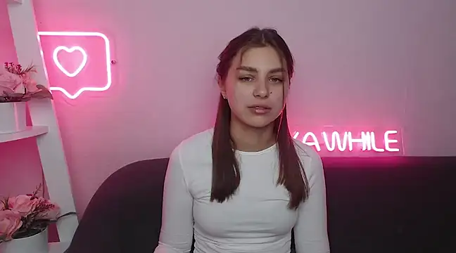 MilanaAngelAs online show from December 8, 8:41 am