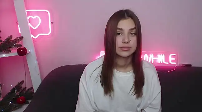 MilanaAngelAs online show from December 20, 10:49 am