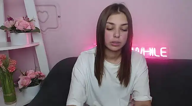 MilanaAngelAs online show from January 10, 10:28 am
