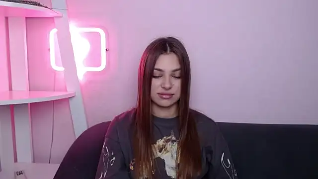 MilanaAngelAs online show from March 28, 5:51 am