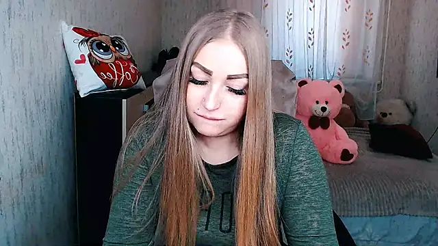  KittyBoo online show from April 6, 7:42 am