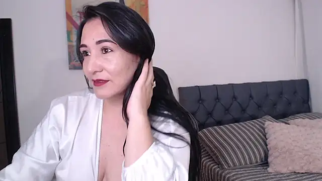 miawilson 1 online show from May 19, 4:19 am