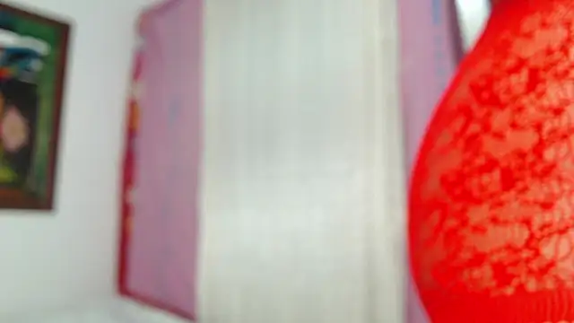 Snapshot of lizandandrew_hot chatting on March 12, 1:14 am lizandandrew hot online show from March 12, 1:14 am