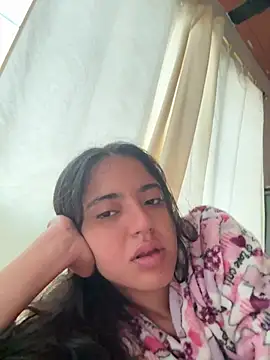 Snapshot of ViolettaSummer chatting on April 10, 11:37 am ViolettaSummer online show from April 10, 11:37 am