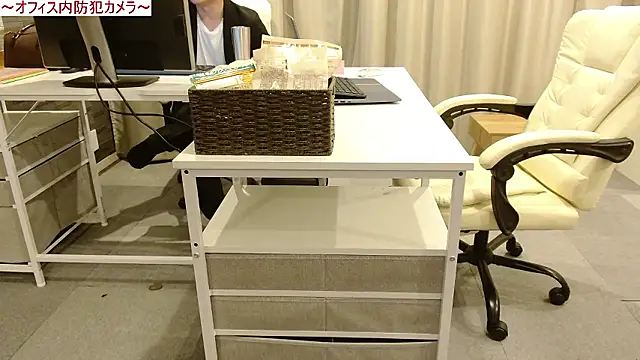 Snapshot of Toms-BBQ chatting on March 15, 6:47 pm Toms-BBQ online show from March 15, 6:47 pm