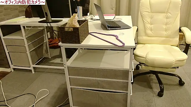 Snapshot of Toms-BBQ chatting on March 18, 6:00 pm Toms-BBQ online show from March 18, 6:00 pm