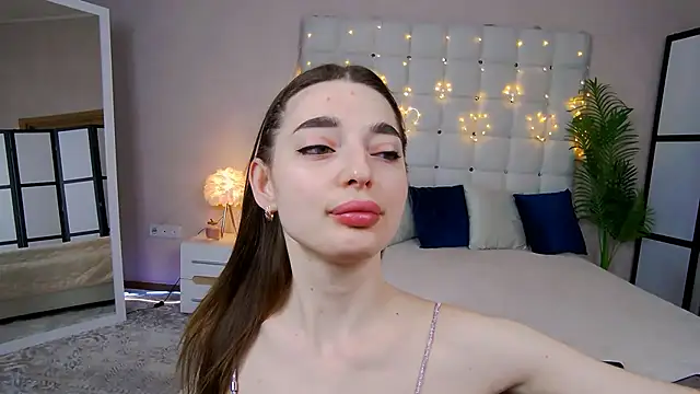 NicoleRosss online show from January 16, 8:22 am