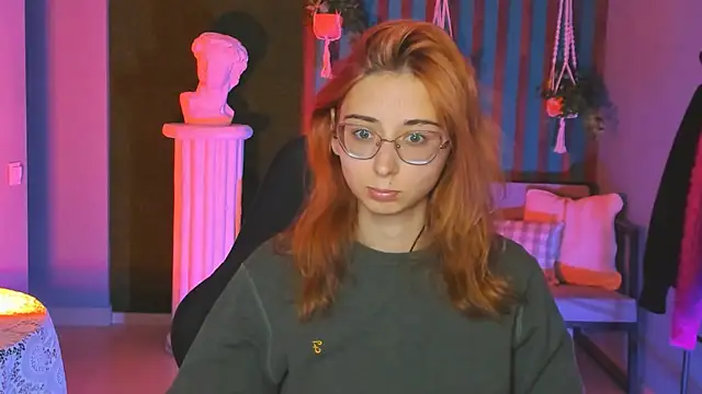 Orianna Fox online show from March 22, 4:35 am