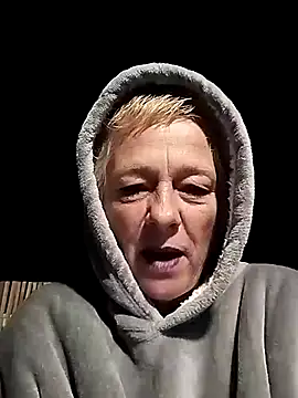Snapshot of SoDi_Love chatting on January 2, 3:26 am SoDi Love online show from January 2, 3:26 am
