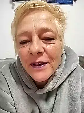 Snapshot of SoDi_Love chatting on January 3, 1:59 am SoDi Love online show from January 3, 1:59 am