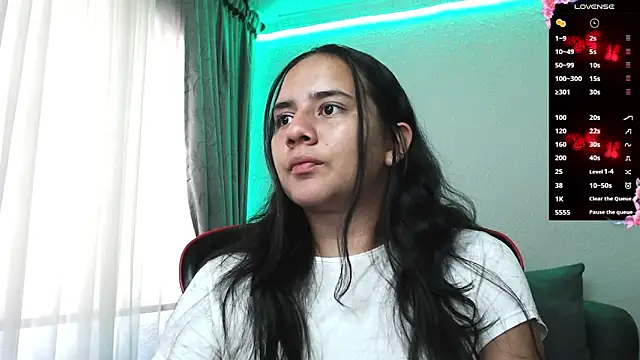 Lexyevans online show from January 24, 7:07 pm