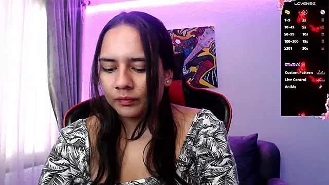 Lexyevans online show from February 28, 8:39 pm