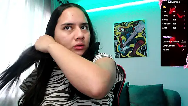 Lexyevans online show from March 17, 6:11 pm