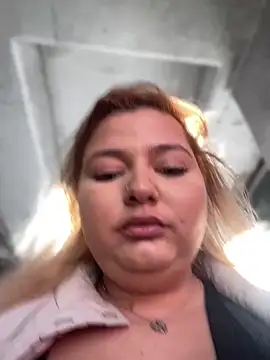 AllysonK online show from December 15, 12:28 pm