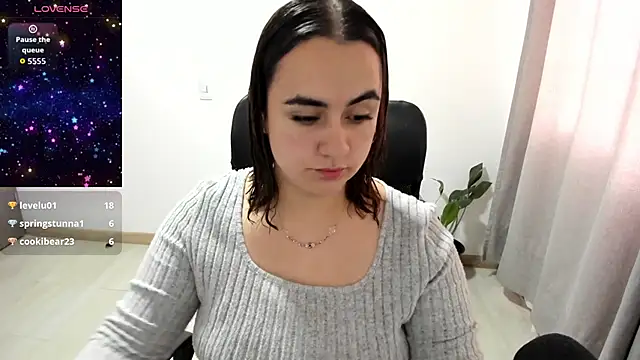 Snapshot of maryluna95 chatting on June 5, 7:08 pm maryluna95 online show from June 5, 7:08 pm